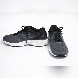 New Balance 940 Women's Running Gray/black Size 11 New Never Worn